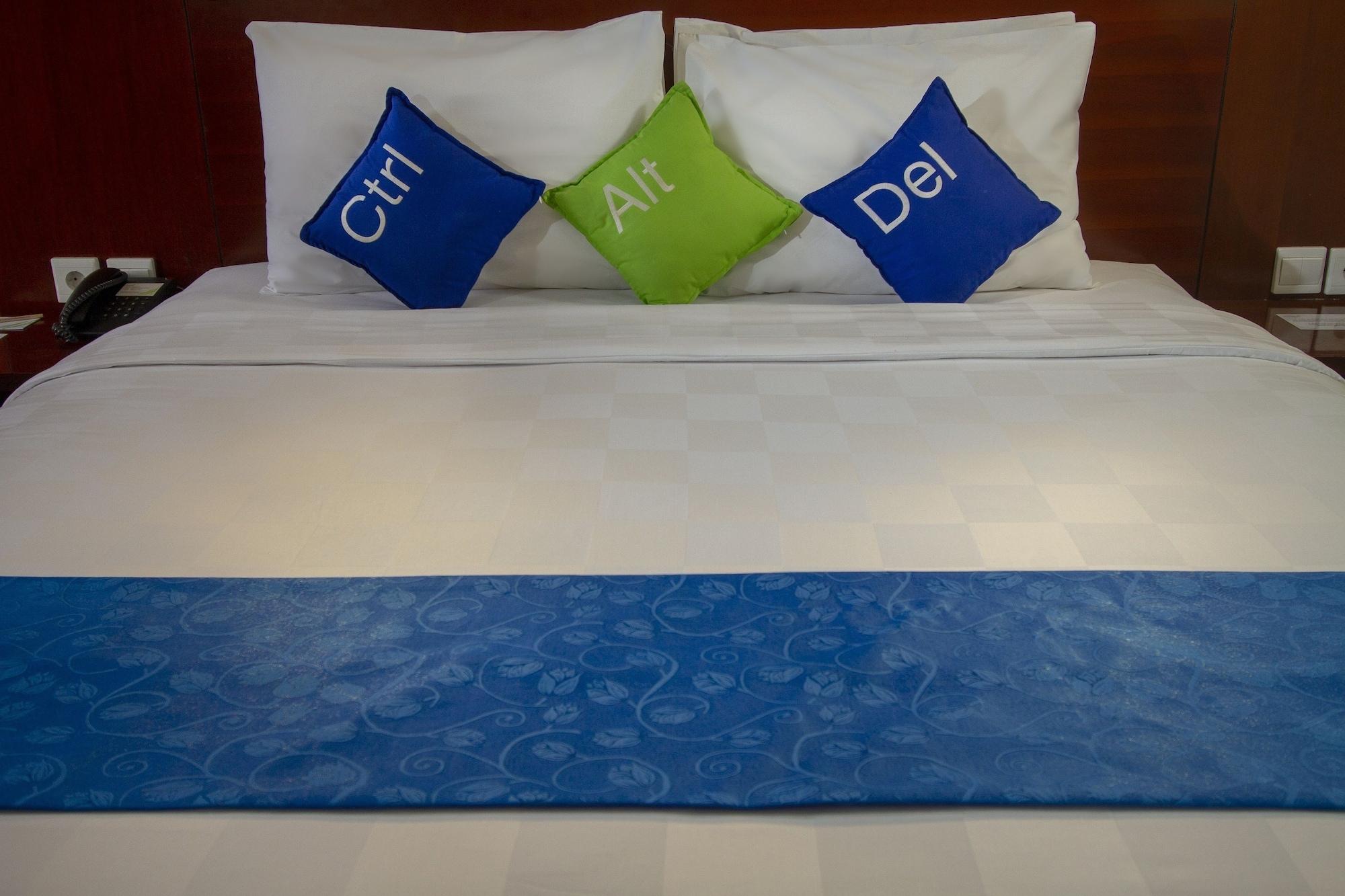 Primebiz Hotel Kuta Kuta Lombok Eksteriør billede