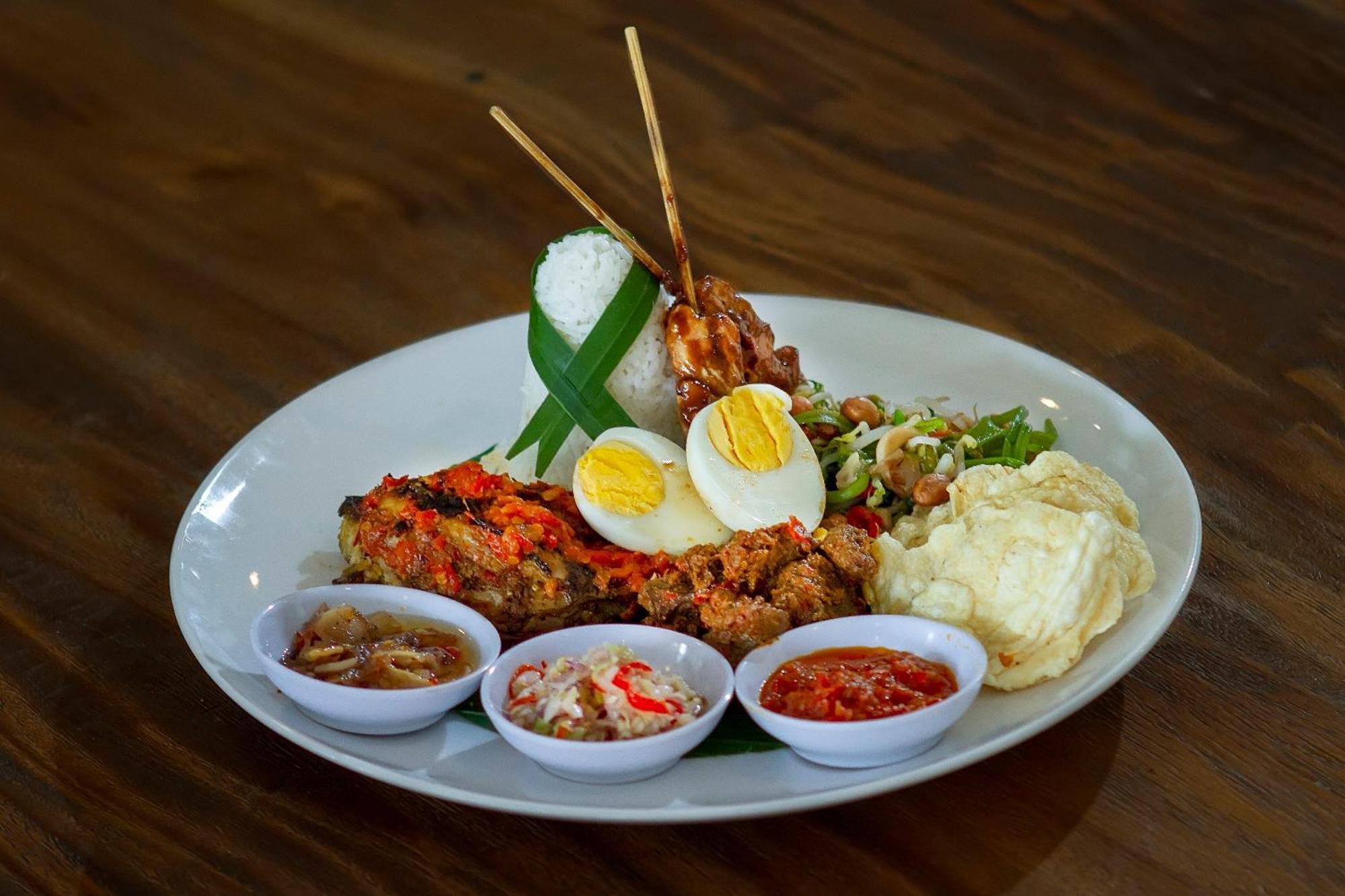Primebiz Hotel Kuta Kuta Lombok Eksteriør billede